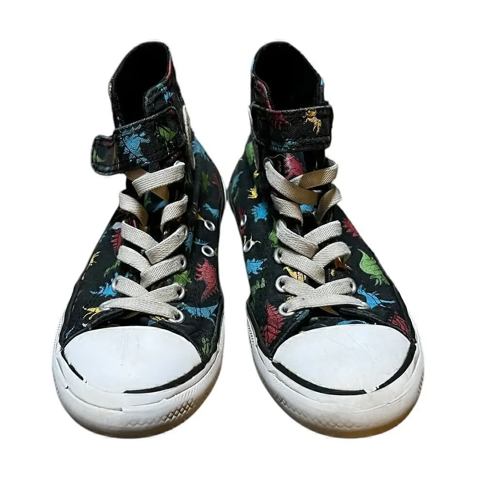 CONVERSE Kids Black hi top dinosaur lace and rip top closure. Pre owned size 3